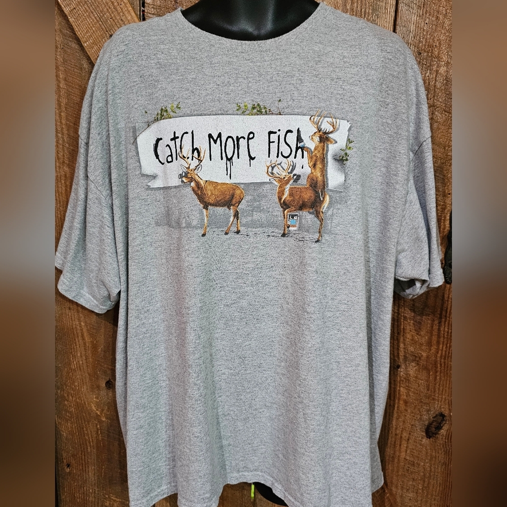 Catch More Fish T Shirt Deer Hunting Men’s 3XL Gray Outdoors Funny GUC